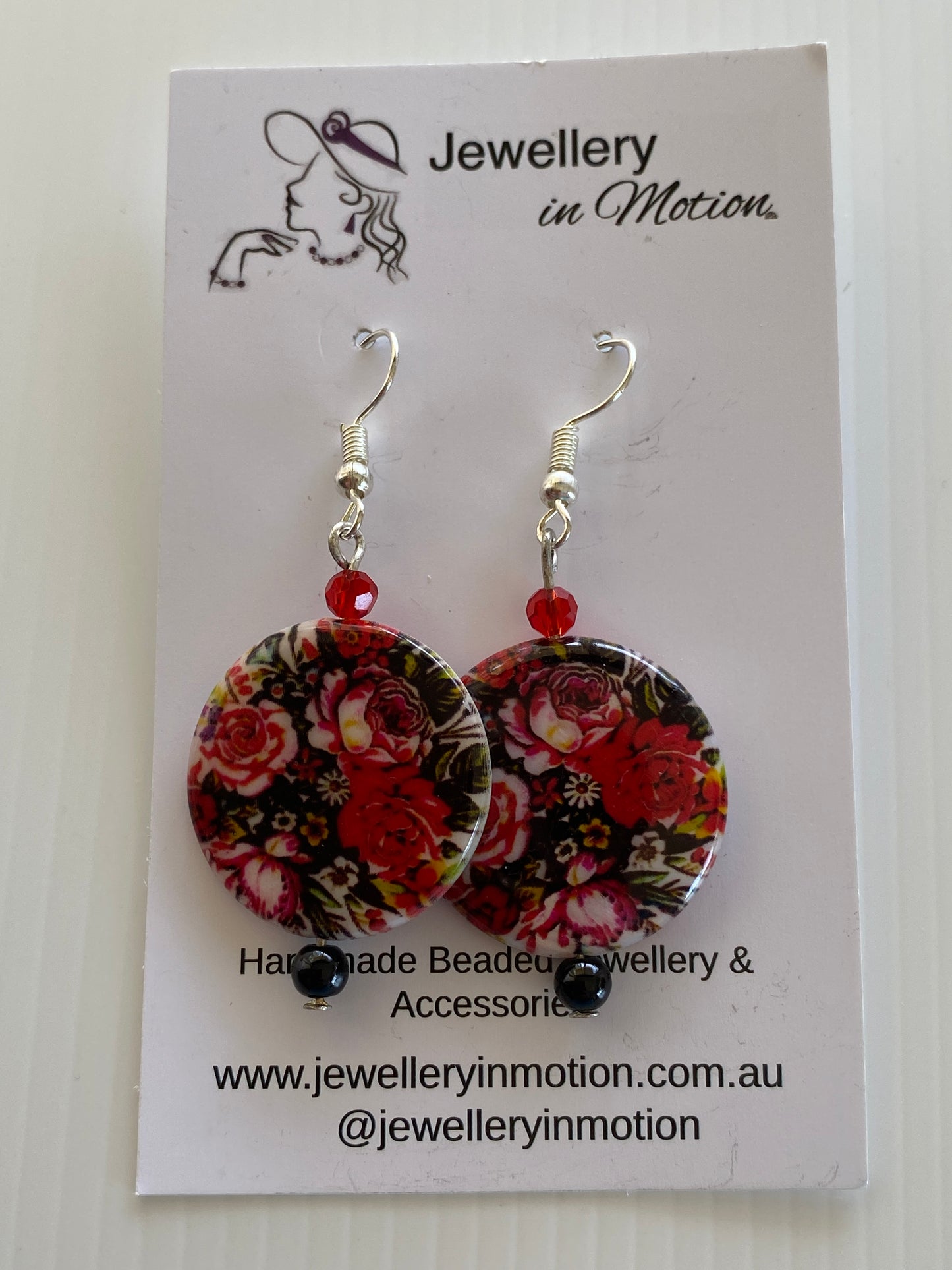 Round Mother of Pearl Shell Rose Red Black Floral Pearl Crystal Dangle Earrings Pierced Clip-on
