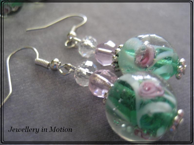 Green Lampwork Glass Bead Bracelet with matching Earrings