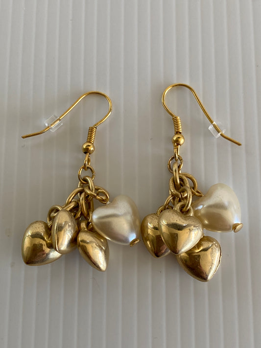 Gold Plate Heart Clusters Gold & White Pearl Dangle Earrings Pierced