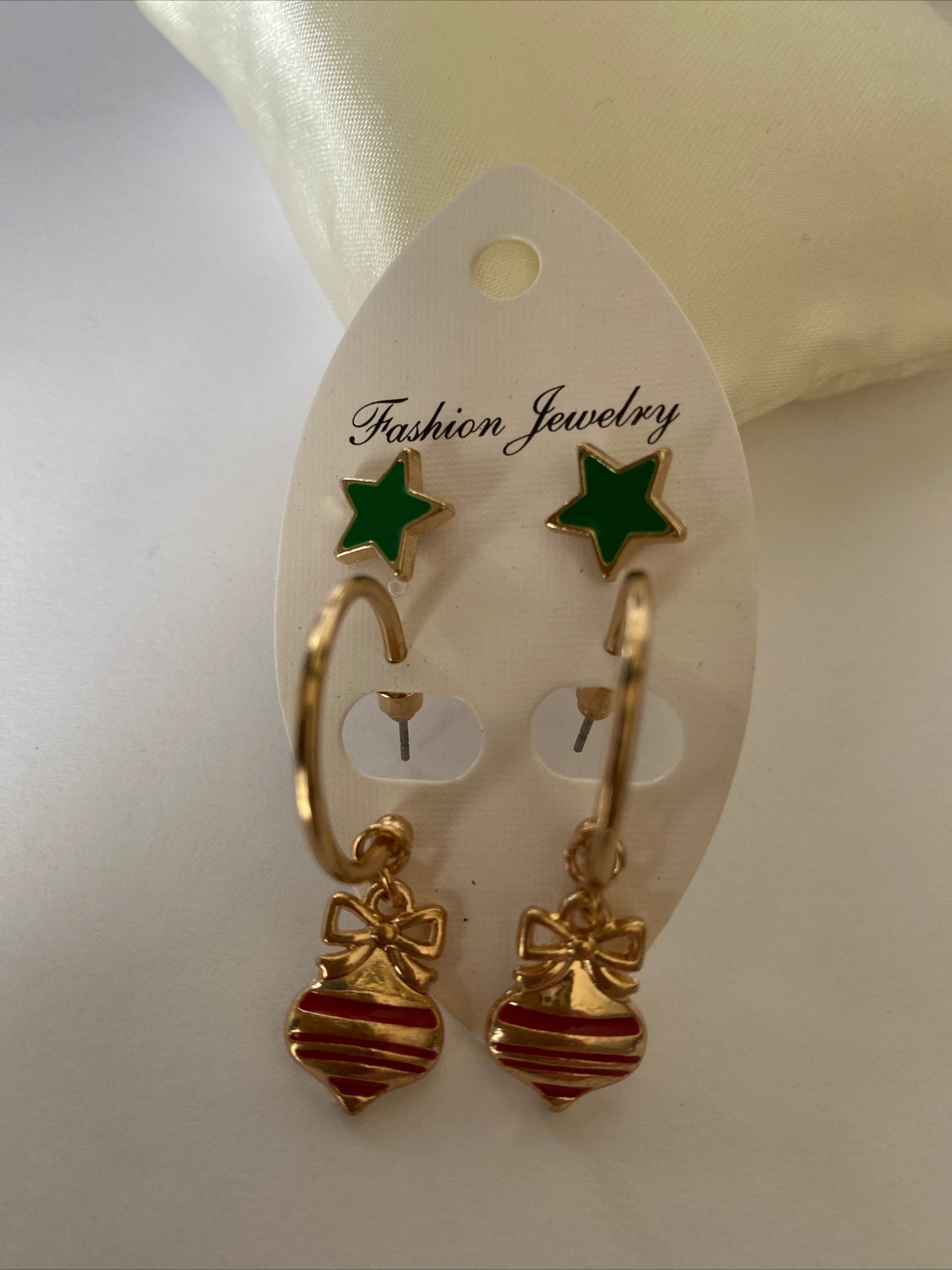 Christmas green Star Studs & Bauble Open Ended Hoop Twin Set Earrings Pierced Gold Plate Festive