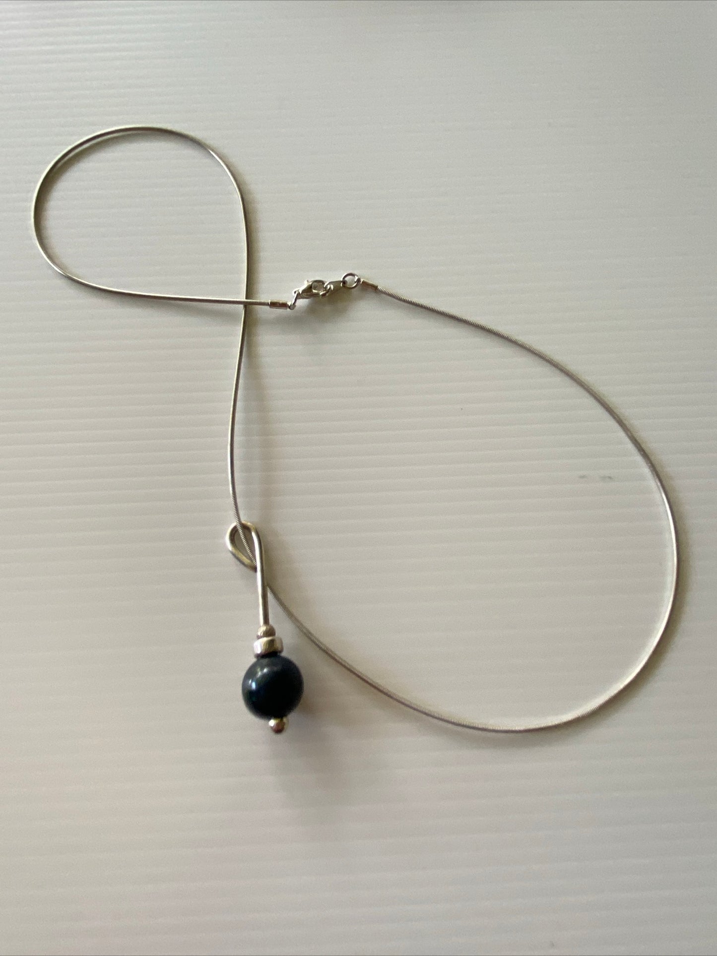 Blue Glass Pearl Round Drop Pendant Necklace Stretch  Silver Wire chain