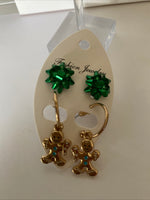 Christmas Twin Set Green Bow GingerbreadManEarrings Pierced Gold Plate  Festive