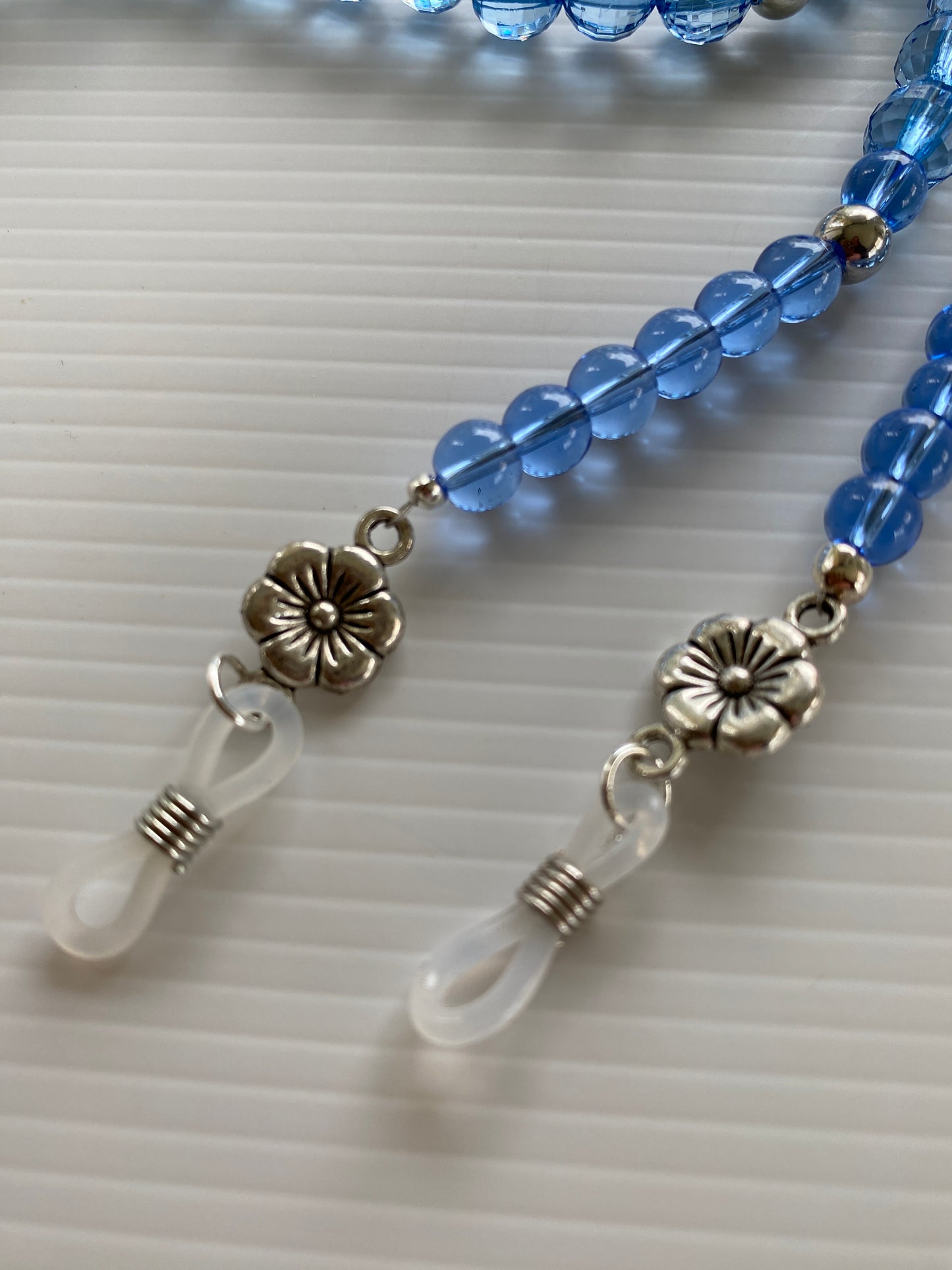 Blue CatsEye Eyeglass Sunglass Spectacle Beaded Chain Holder