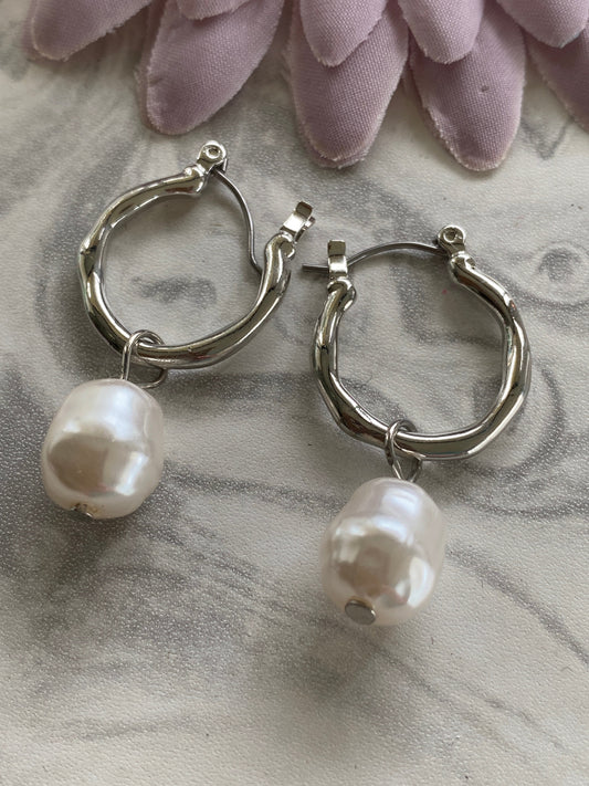 Small Hoop Earrings Silver Plate Smooth Finish with Round Potatoe shape Pearl Drop Lever