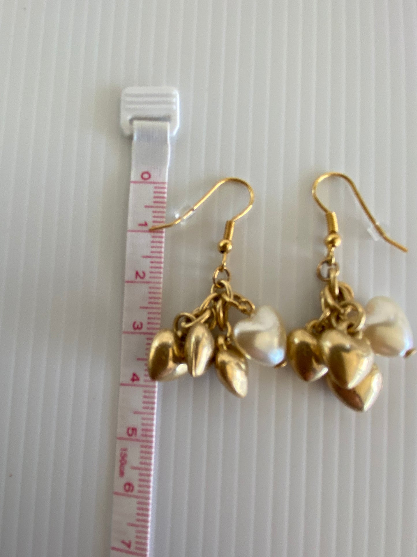 Gold Plate Heart Clusters Gold & White Pearl Dangle Earrings Pierced