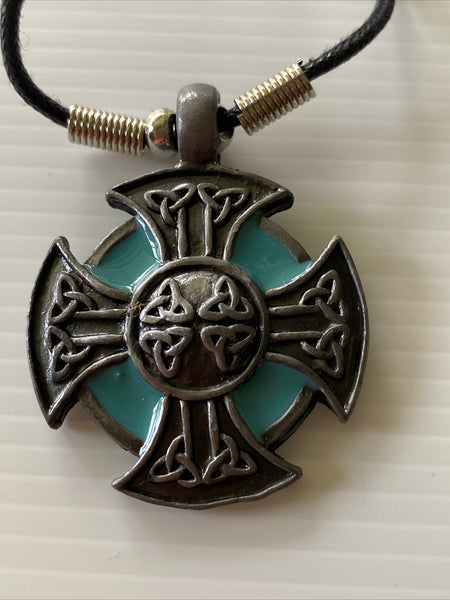 Short Round Metal Cross Detailed Green  Feature Pendant Cord  Necklace Choker