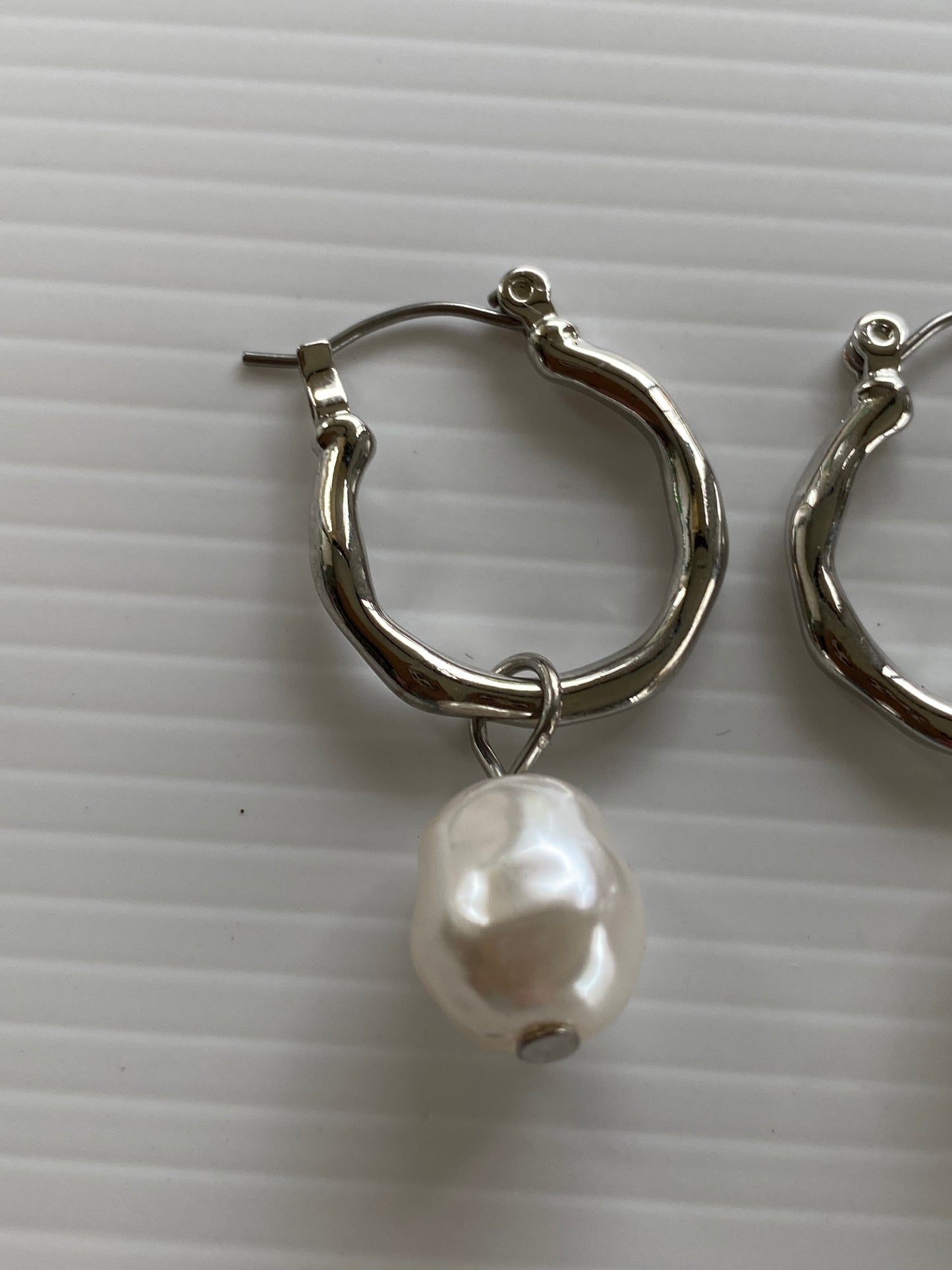 Small Hoop Earrings Silver Plate Smooth Finish with Round Potatoe shape Pearl Drop Lever