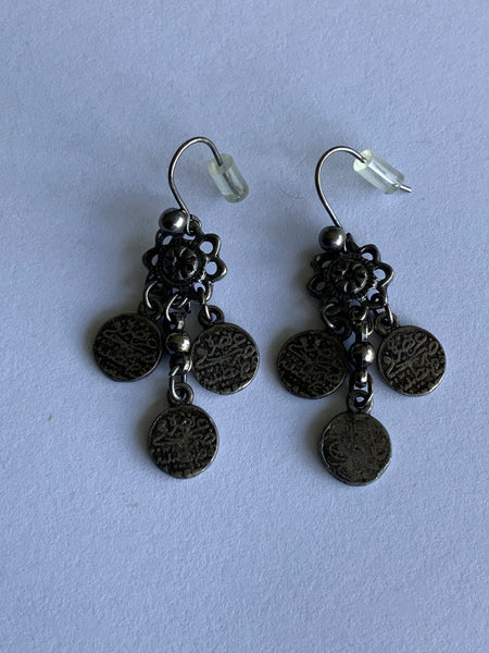 Bronzetone small cluster  Coin Dangle Drop Lightweight Earrings Pierced Casual