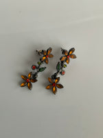 Vintage-Look Boho Floral Dangle Earrings Pierced Orange & Red lovely detailed