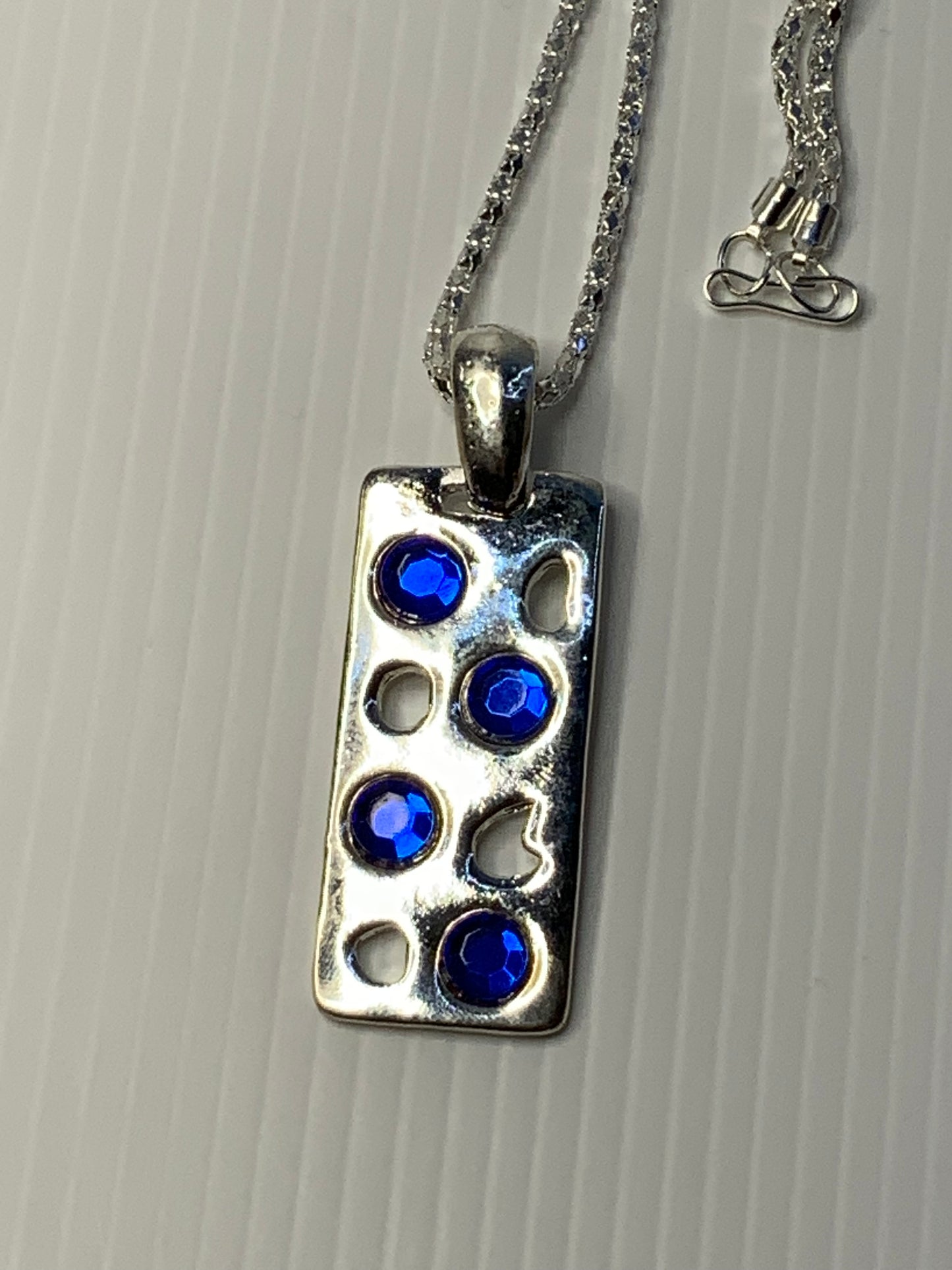 Short Necklace with Blue Rhinestone on Long Rectangle Pendant - Silver Plated