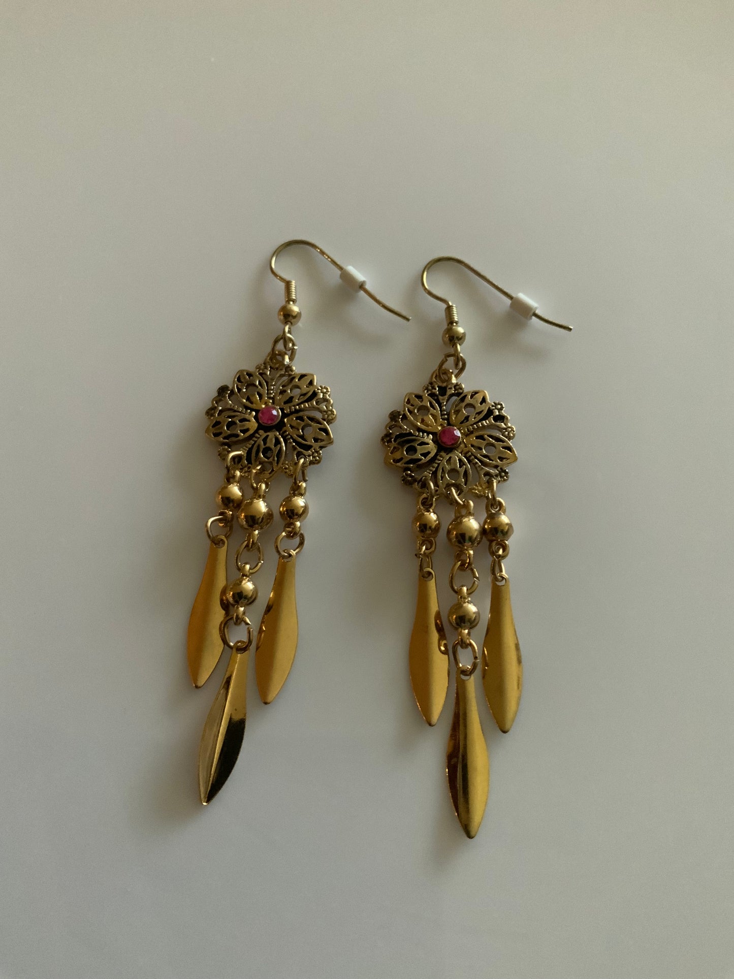 Long Dangle Gold Plated Round Floral Detailed Flower Charm Leaves Pink Centre