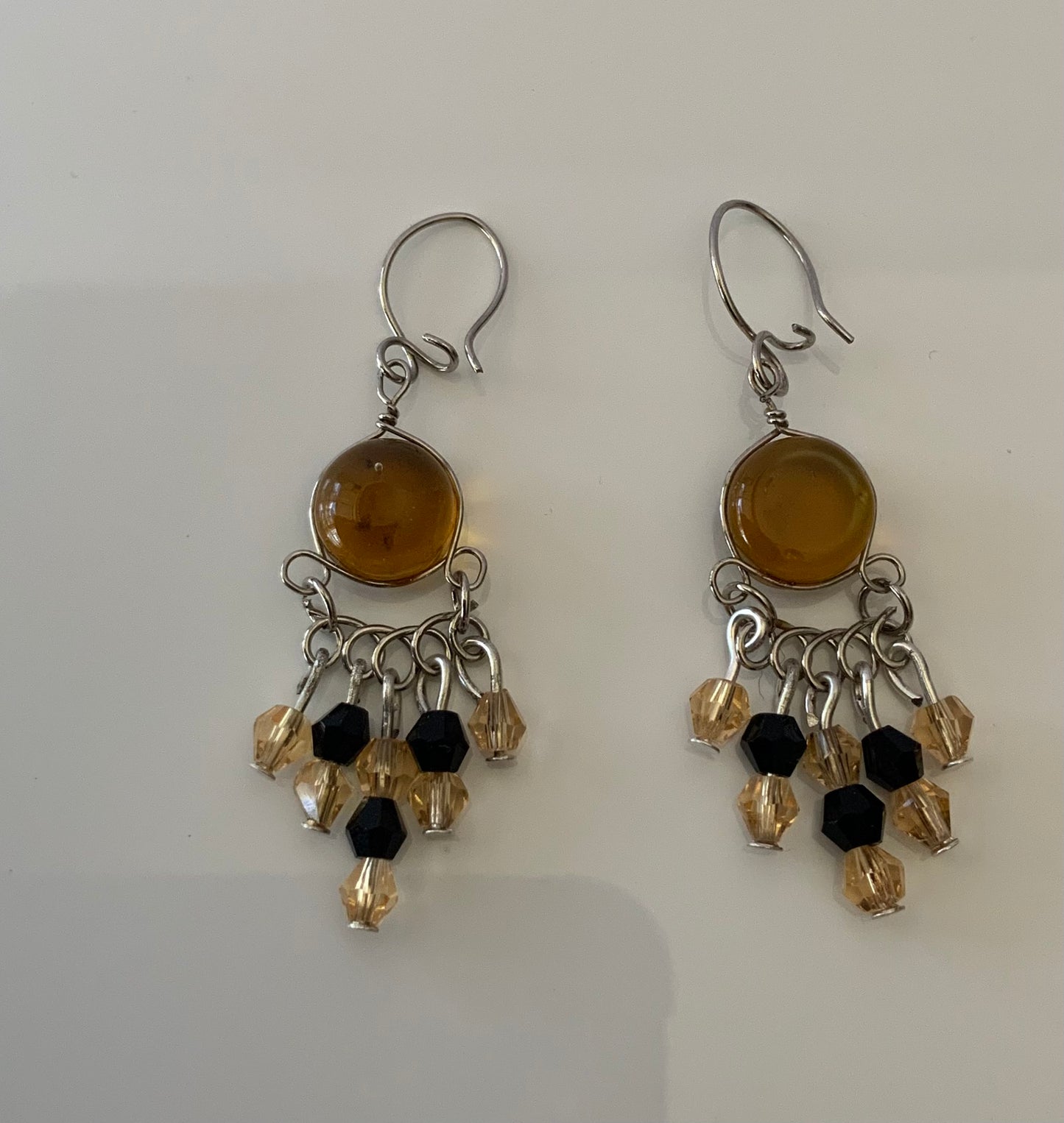 Dangle Amber & Silvertone  lightweight  Chandelier style Earrings Drop Pierced